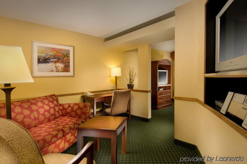 Fairfield Inn & Suites By Marriott מרשל חדר תמונה